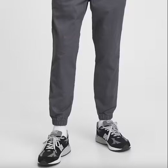 GAP GapFlex Essential Joggers, Medium, Dark Pearl (Gray), NWT - Picture 2 of 2